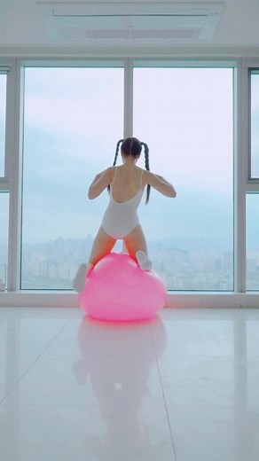 I used yoga ball for the first time (ft.2nd session)😛 full vid on my YouTube channel