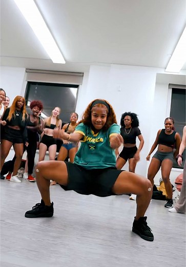 Happyfeet_Tg on TikTok