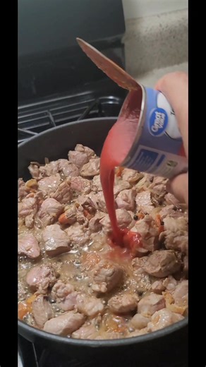 Cooking lesson from Panlasang Pinoy 😋 #panlasangpinoyrecipe #pochero #momlife #highlights | Right Angle