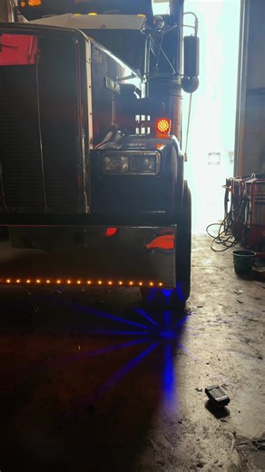 Cookie Monster coming together #truck #tiktoker #kenworth #contentcreator