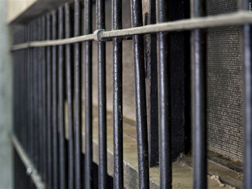 Inmate dies following fight at federal prison in Kentucky
