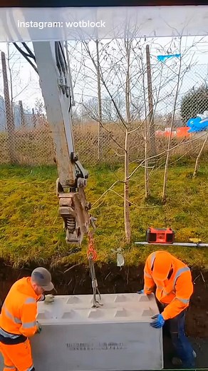 IQutech | Creating walls in just 30 monutes @wotblock #inventions #genius #construction #factory #ingeneering #innovation #didyouknow #ingenious... | Instagram