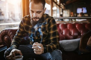 Mit dem Rauchen aufhören: Welcher Nikotinersatz wirklich hilft