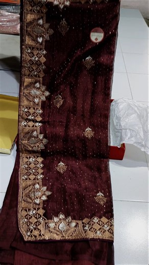 A very beautiful pure Shimmer silk saree in maroon colour ♥️✨#trending #saree #shopping #shorts