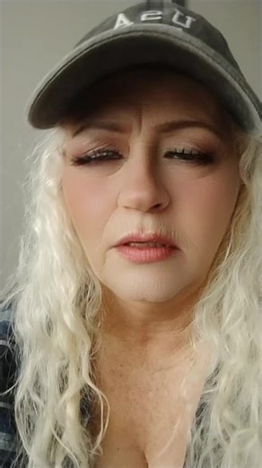 Deedra Hill💜♥️ (@deedra.hill2)’s videos with I'm Funny Skit - Downsyde