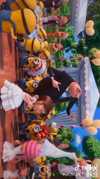 Y.M.C.A Minions Singing @Despicable Me
