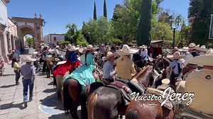 69K views · 2.8K reactions | Ambiente musical y Primaveral en el Centro Histórico de Nuestro Bello Jerez ☀️鸞❤️… Ya huele a Sábado de Gloria en Nuestro Bello Jerez 鸞☀️❤️ | Nuestro Jerez | Facebook