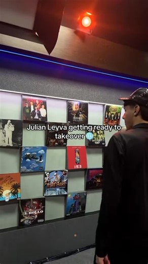 🫗 on Instagram: "Pa que sepan 🌐 @julianleyvaoficial #julianleyva #musica #ultirecords #viral #reels #inédita #méxico #trending #envivo #agustopapapostcast"