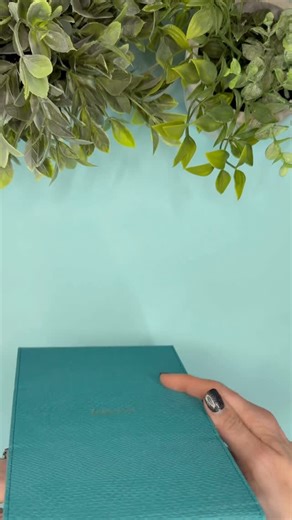 Nikki Reif on Instagram: "New release from @live.love.posh featuring the Small Standing Notefolio. There are so many ways to use it. Use code nikki10 to save 10% #plannerstickerslove #stickerobsessed #stickercrazy #stickercollection #stickerlove #stickermagic #stickervibes #plannerstickersdesign #stickermood #journallove #journaladdict #planneraddict #plannercommunity #plannerspread #plannerlayout #creativeplanner #paperplanning #stationeryaddict #plannersupplies #plannerfun #plannerdecor #plann