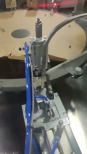 Mist sprayer assembly machine for nozzle fitting #mistsprayerassemblymachine #nozzlefittingmachine