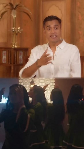 4.1M views · 35K reactions | Tu Jhoom, Tu Jhoom, Tu Jhoom… Kabhi socha hai? Naachne me aur Jhoomne farq kya hai? yeh gaana sikhata hai, Khud ko apna lo, sab apna lo.輸 Zindagi ke har mod pe… Pakad ke rakhoge toh aur mushkil hogi, Chhod doge toh sab asaan ho jaayega. Tu Jhoom sunte waqt aapko kya samajh aaya? Best answers will be pinned! #storytelling #bollywood #music #tujhoomjhoom♥️ | Laksh Maheshwari | Facebook