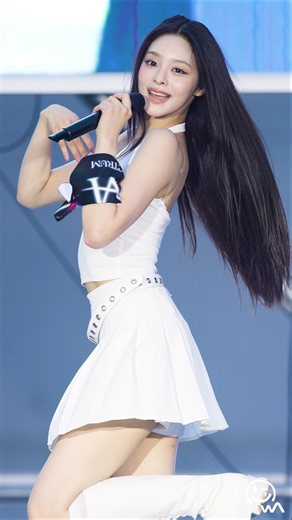 Push Back #AtHeart #NAHYUN #앳하트 #나현