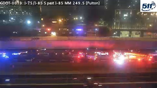Multi-vehicle crash closes lanes on I-75/85 NB in Midtown Atlanta
