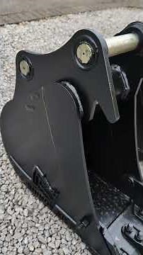 HOW TO MEASURE YOUR EXCAVATOR PIN DIMENSIONS! #construction #shorts #howto #excavatorbucket