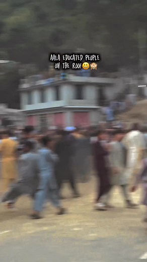 1K views · 1K reactions | چٹائی مخلوق تو اج چھت پر تھی وجہ ؟ ہاں یاد ایا نیچھے تو لاہور بادشاہ کی کراؤد بیٹھی تھی﫵 #LB #fyp #reels #BPL #Sports #viral #cricket | Naseeb Kohistani | Facebook