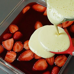 1.1M views · 10K reactions | The best strawberry dessert I've ever made | Ana's Recipes | Facebook