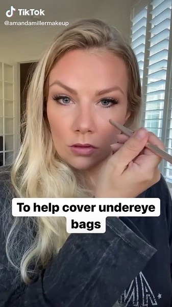Covering Under Eye Bags with Makeup: A Step-by-Step Guide