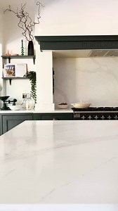 At Spode, we believe every moment leading up to Christmas should be savoured, celebrated and made truly magical. Celebrate the season with the timeless magic of Spode’s Christmas Tree Collection 🎄 Share the joy with beautiful mugs, dinnerware, and seasonal gifts - perfect for loved ones or as a treat for yourself. | Spode