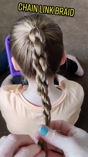Easy Chain Link Braid Tutorial for Non Hair People