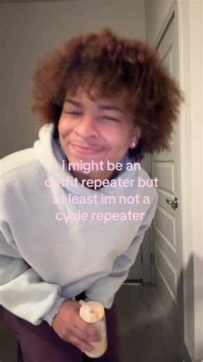 cam 🦸🏼 (@camfant)’s video of Outfit Repeater