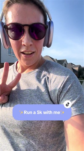 Not my fastest run but moving my body regardless! 🏃🏻‍♀️🏃🏻‍♀️🏃🏻‍♀️ #running #5k #exercise