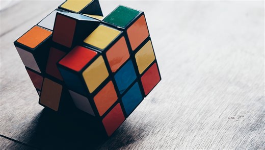 New World Speed Record for Solving Three Rubik’s Cubes – While Juggling Them