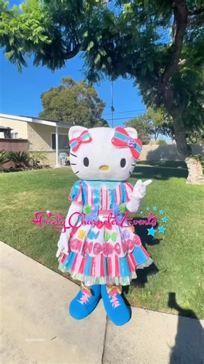 Party Character Events on Instagram: "🩵💖Hello Kitty In Her “Bows” Dress💖🩵 #partycharacters #birthdayparty #kidsbirthday #ocmoms #lamoms WE OFFER THE BEST CHARACTERS WITH MORE COMING Mickey and Minnie (Original, Wedding, Safari, Cowboy, Farmer, Roadster, Chef, Fiesta, Prince, Pirate, Halloween, Christmas, and Asian Costumes), Donald, Daisy, Goofy, Pluto, Olaf, Winnie the Pooh, Minions, Peppa Pig, Toy Story (Woody, Jessie, and Buzz Lightyear), Paw Patrol (Chase, Skye, and Marshall), Super Mari