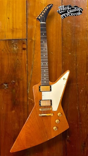 ⚡️Gibson Explorer 1997 Limited Edition ⚡️ A true piece of Gibson history — this 1997 Explorer Limited Edition is in very good condition for it’s🤘 Built at the peak of Gibson’s 90s craftsmanship era, this Explorer delivers massive tone, killer looks, and that unmistakable rock attitude. A rare find — perfect for players and collectors alike. Available now at Max Guitar. #GibsonExplorer #GibsonGuitar #VintageGibson #90sGibson #ExplorerGuitar #RockLegend #MaxGuitar #GuitarCollector #GuitarForSale 
