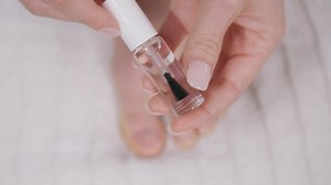 Watch Opti-Nail Fungal Nail Repair liquid results start in just 2 days on Amazon Live