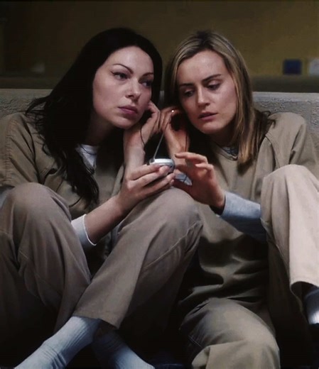 First oitnb edit #oitnb #orangeisthenewblackedit #alexvause #piperchapman