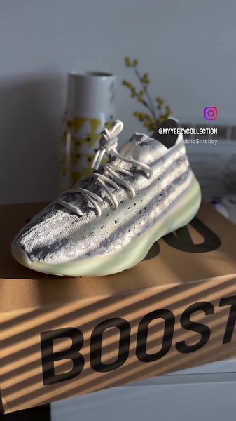 The best Yeezy 380? #yeezy #yeezyboost #yeezyalien #fyp #trending