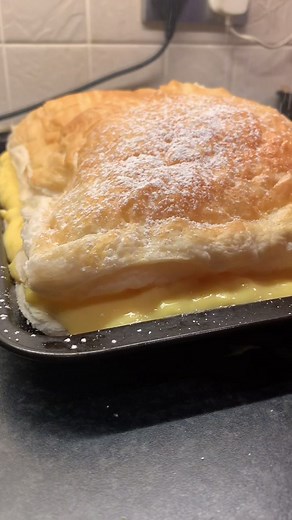 Quick and Easy Custard Slice Recipe for Christmas Desserts