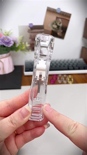 Push-clip stapler folders! A very practical product that will simplify your life! 📃♻️ #spotlightfinds #officesupplies #pushclipstapler