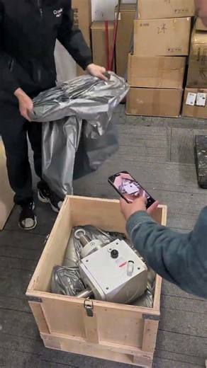 packaging, cushioning, and damage prevention "express packaging". This work has been played with