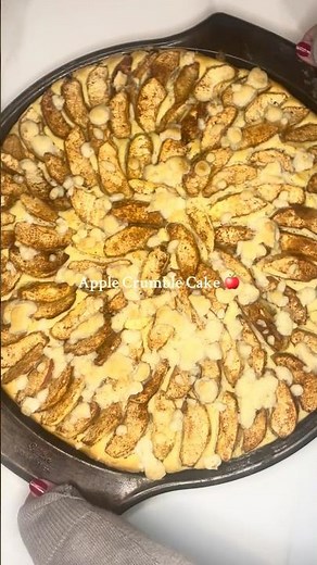 Apple Crumble Cake | Easy Homemade Recipe