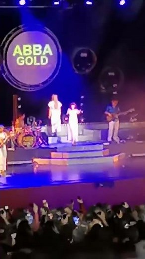 ABBA Gold - The Concert Show 2022.03.12 Wien Stadthalle VID 20220312 201855