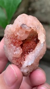 45g Madagascar Rose Quartz Geode/natural Pink Crystal Rock/rose Crystal Geode/strawberry Crystal 49*35*35mm/rare Quartz Collection/spiritual - Etsy