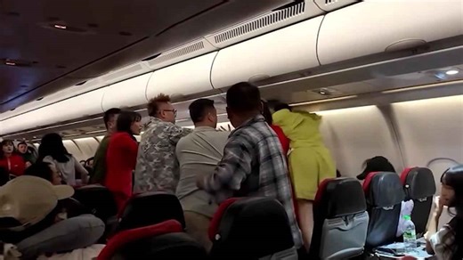 Passengers have mass mid-air brawl onboard budget flight to China