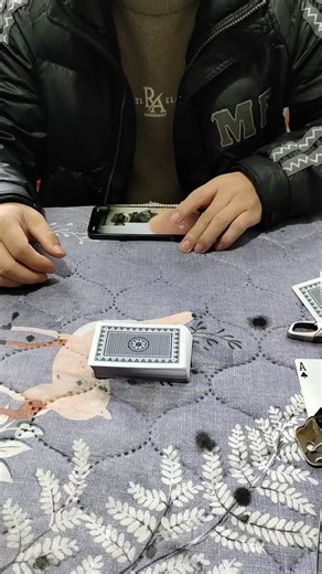 #扑克高科技产品 #百家乐上岸 #百家乐龙王智能分析软件#黑科技 #会说话的手表 #纸牌魔术教学 #远离赌博珍爱生命 #龙王智能软件