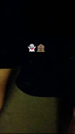 #realfarts #yesitsreal #ladyfarts #fart #farts #hauntedhouse #creakydoor