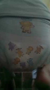 Peeing and pooping my diaper