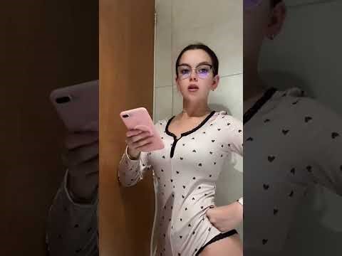 carmella periscope🩵 17 #periscope#live#dailyvlog#broadcast#update#trending#fashion