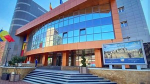 Ce n-a vazut nici Bucurestiul. Pontaj cu recunoastere faciala, la o primarie din provincie