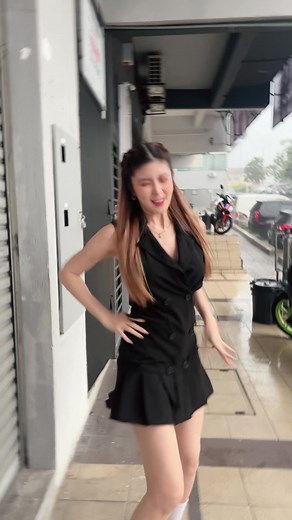 Hilarious TikTok Video ft. Elizabeth Tan: Sheesh Moments
