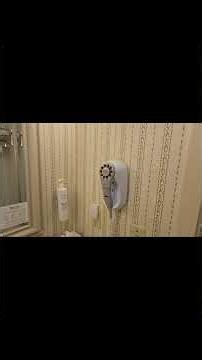 Hilton Garden Inn Milwaukee Northwest Conference Center | Double Queen Room #travelshorts