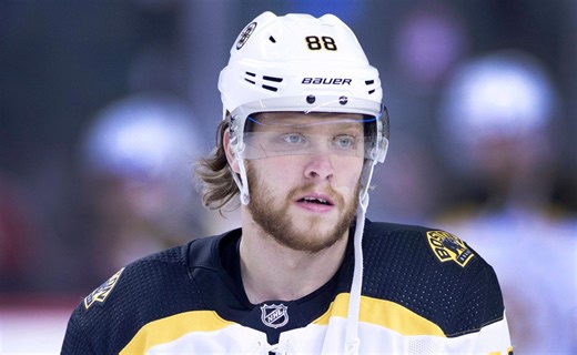 Bruins' David Pastrnak opens up on painful toll of Marchand trade and losing two other teammates