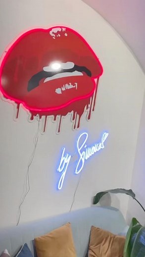 simonakrainova | Už brzy pro vás otevřeme můj předvánoční pop up store @bysimonacz v OC @palladiumpraha ☝️‼️‼️‼️‼️No a co vás tady čeká?Všechny moje... | Instagram