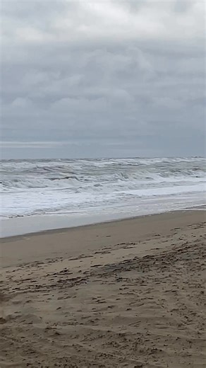 A look at today’s OBX conditions in Nags Head. Hopefully calmer waters are on the horizon #coastalstorm #outerbanks #obxsurf #obx #nagshead | 96.7 The Coast