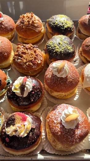 Pączki season is in full swing. From classic favorites to our specialty flavors, each one is made fresh, filled generously, and fried to perfection. Watch through to see what’s available and plan your visit accordingly — these don’t last long. Palermo Bakery 7312 W Irving Park Rd. Norridge, IL 60706 Monday–Saturday: 8AM–5PM Closed Sunday 📞 708-695-5998