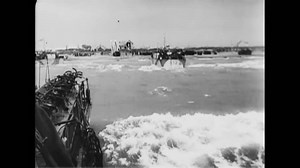 clip-1102837431-circa-1944---british-troops-disembark-landing